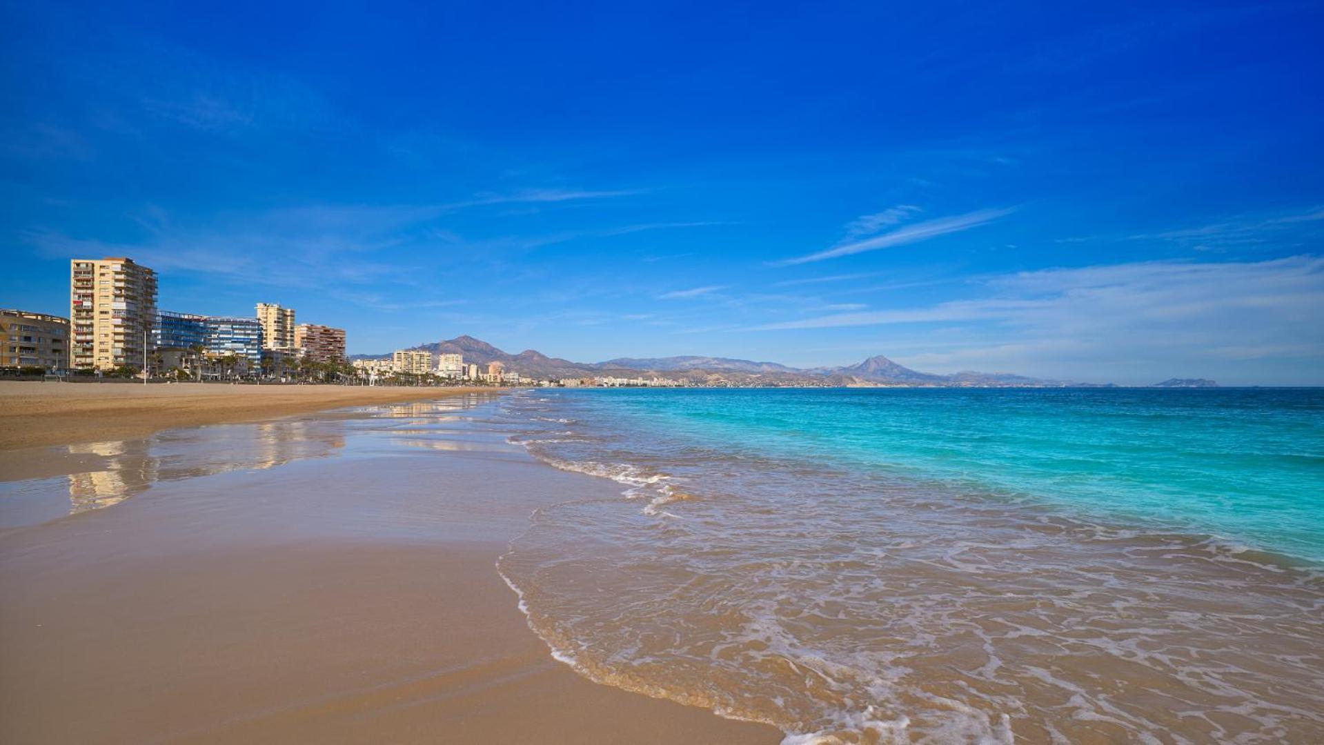 Atico A 50M Del Mar. Parking Gratis. A/C Apartment El Campello Exterior photo