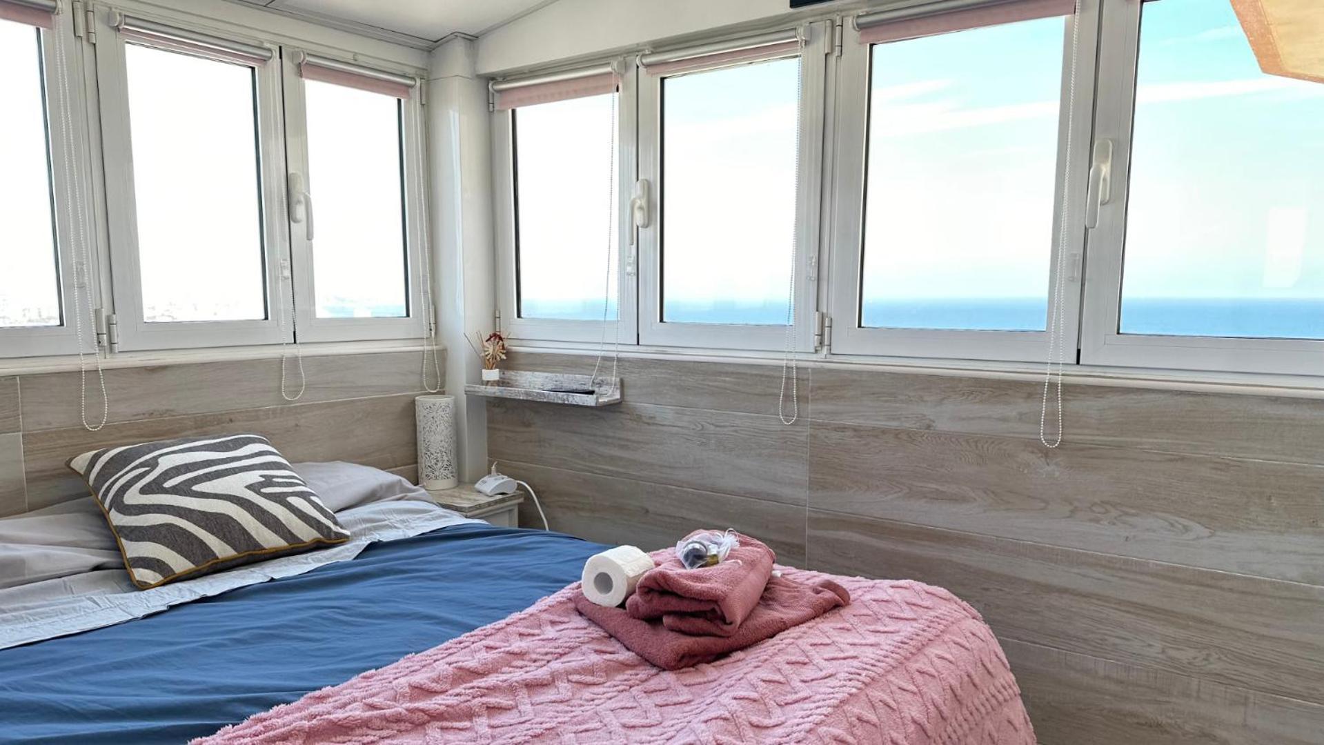 Atico A 50M Del Mar. Parking Gratis. A/C Apartment El Campello Exterior photo